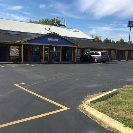 Economy Inn St. James ภายนอก รูปภาพ