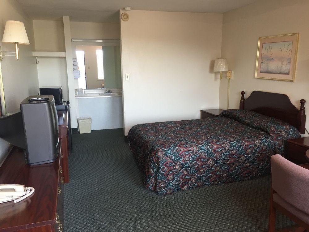 Economy Inn St. James ภายนอก รูปภาพ