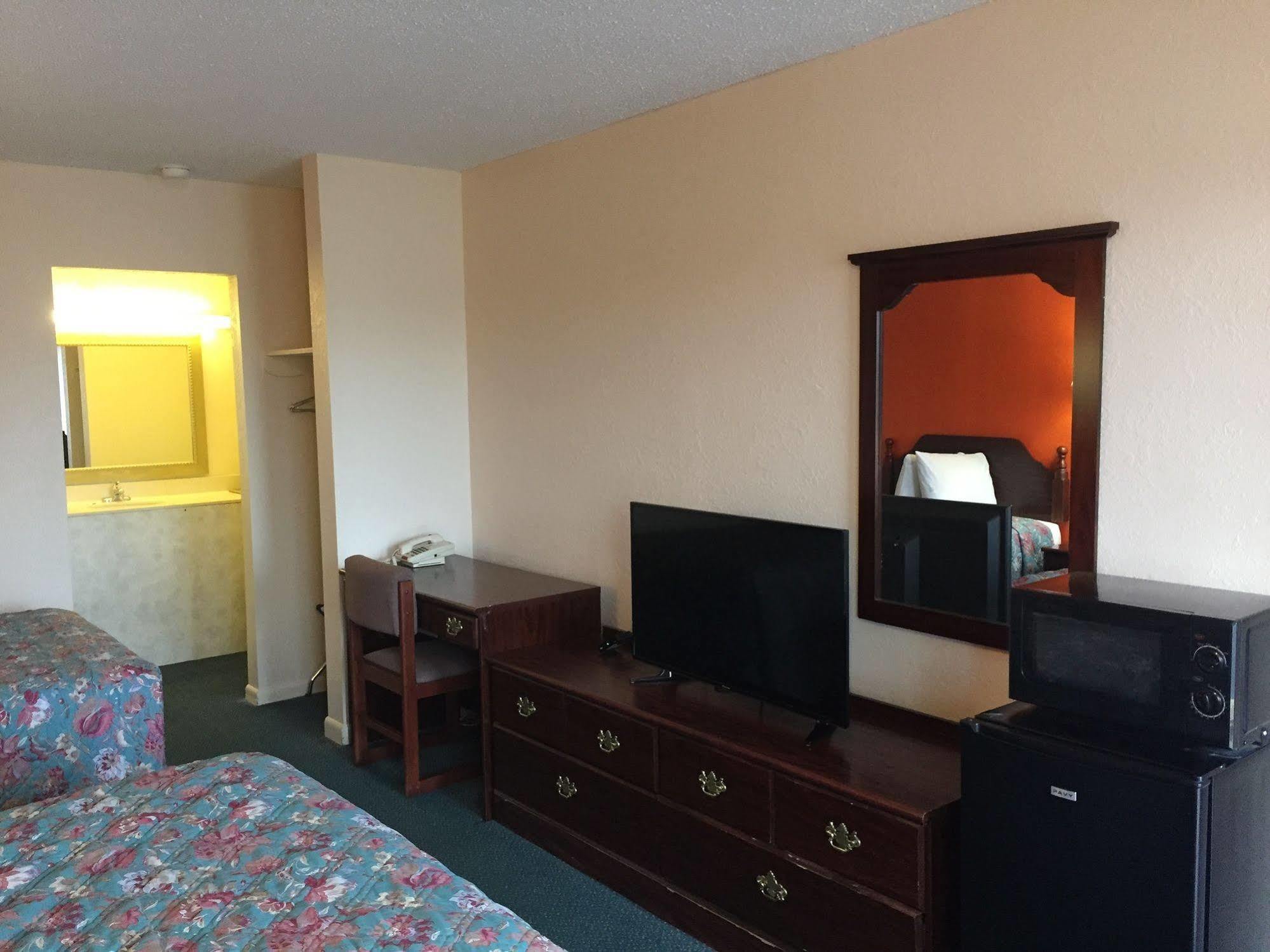 Economy Inn St. James ภายนอก รูปภาพ